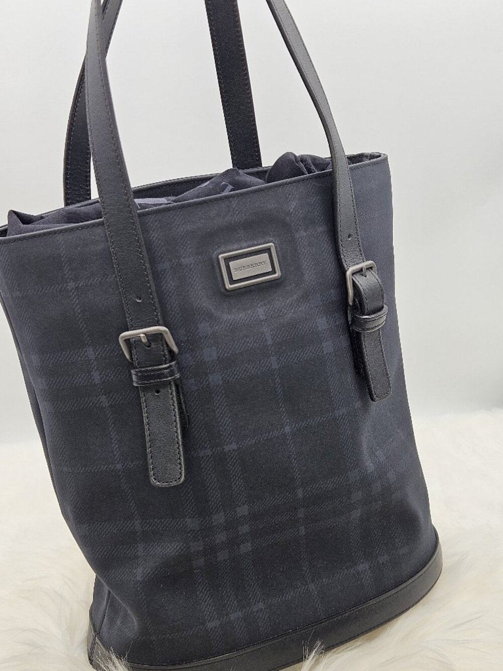 Burberry  London Navy Smoke Check bucket tote bag in canvas and leather